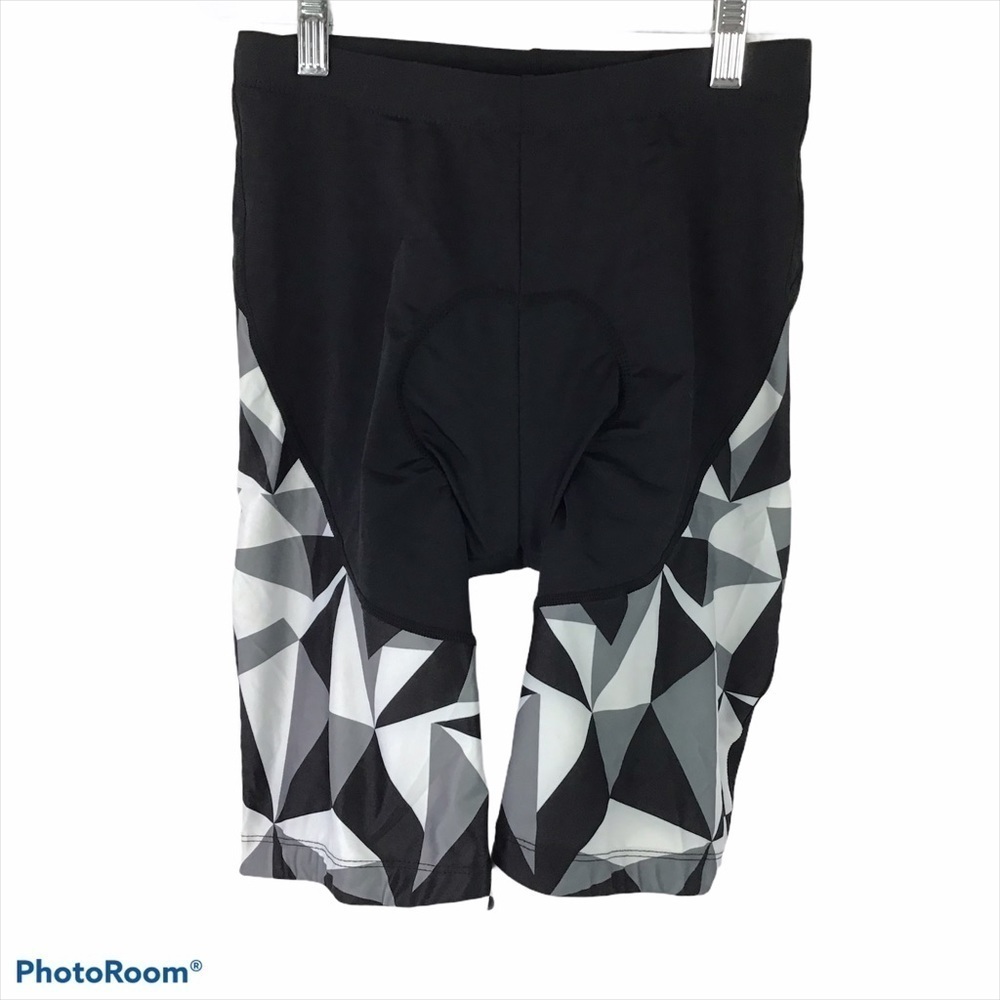 Santic Men’s Cycling Padded Shorts in Black and Grey Geometric Pattern